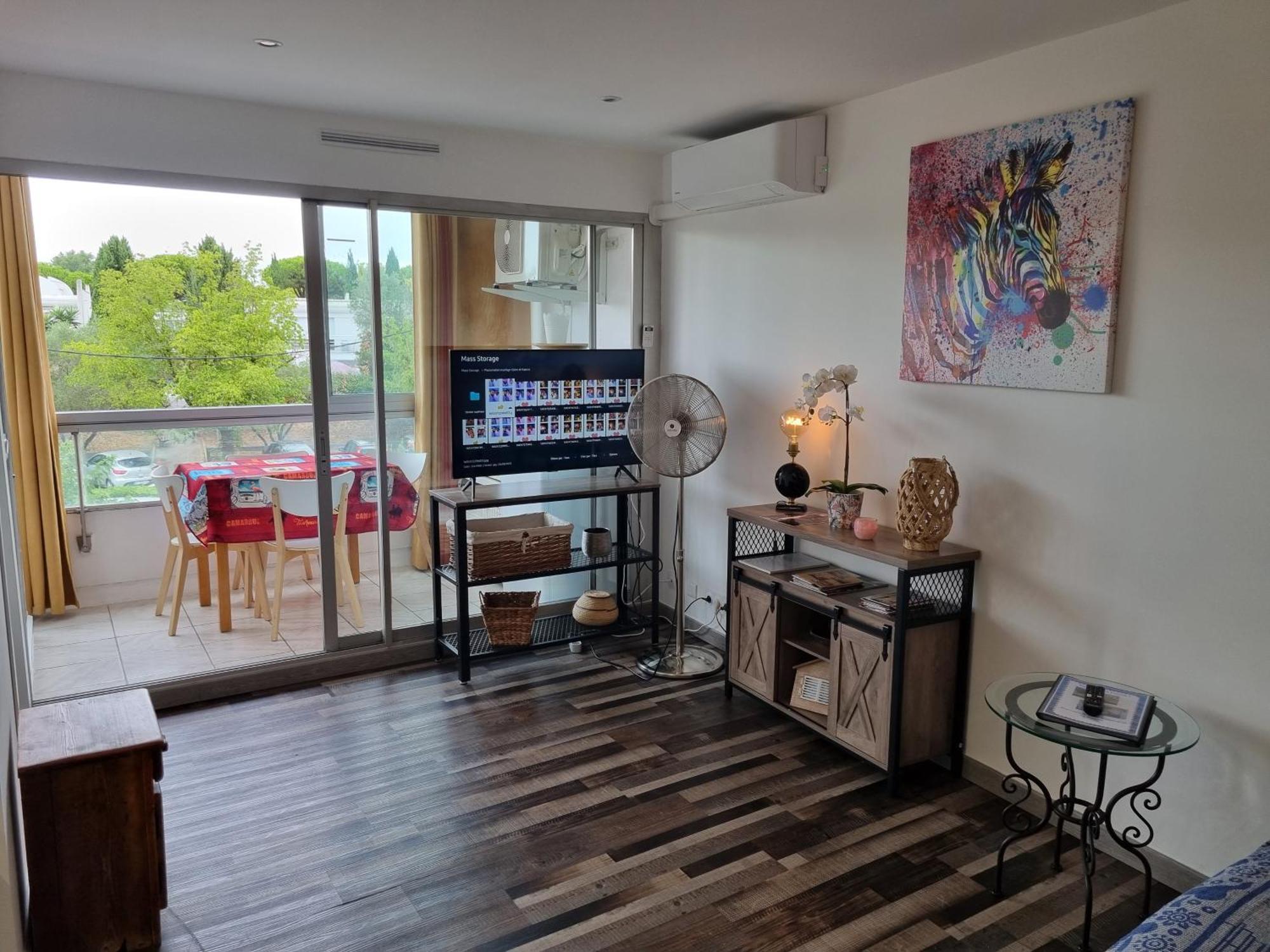 Superbe T2 Tout Confort 3 Etoiles, Entierement Renove Avec Piscine, Parking, Clim, Wifi, Netflix 라그랑모트 외부 사진