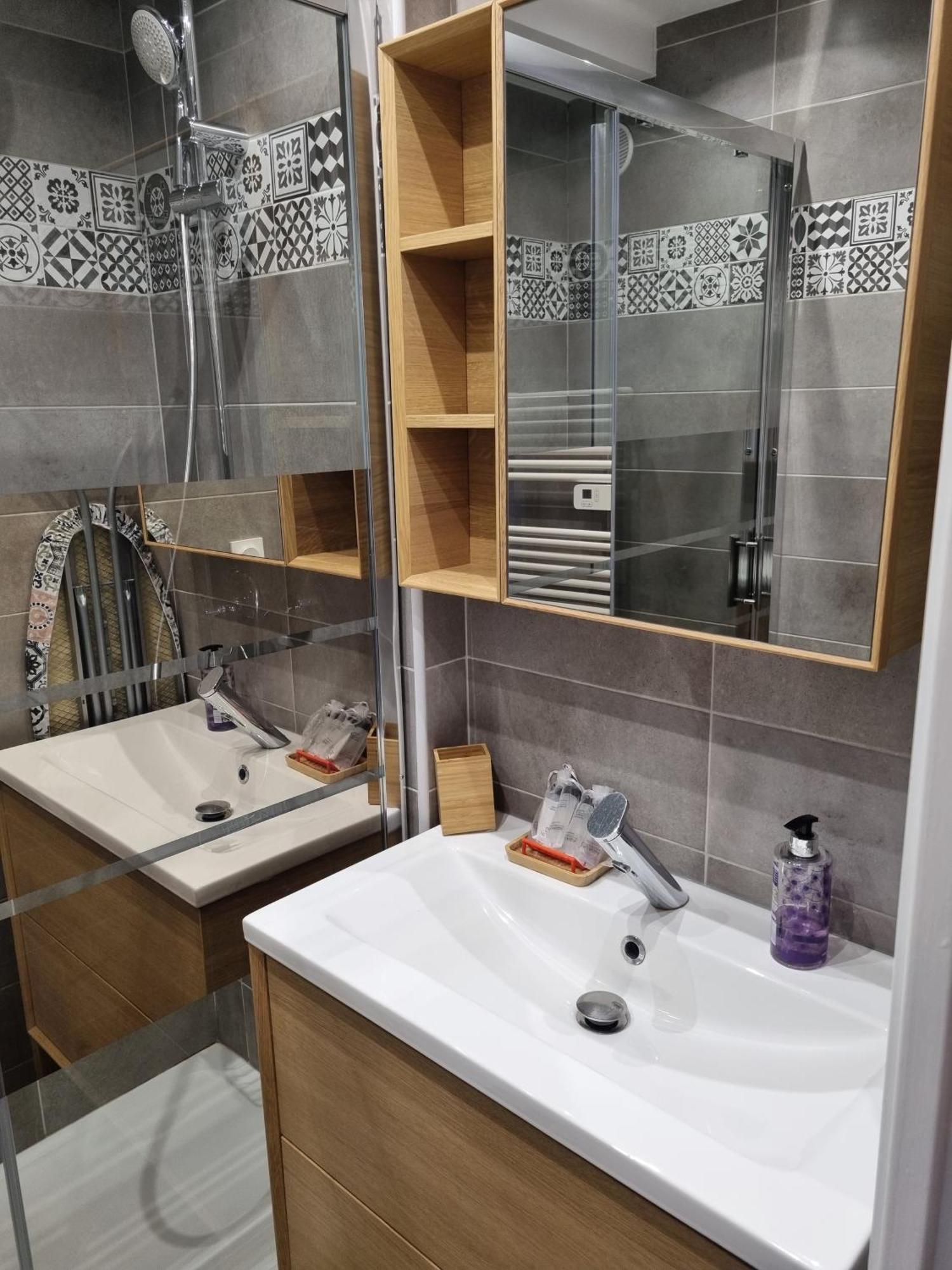 Superbe T2 Tout Confort 3 Etoiles, Entierement Renove Avec Piscine, Parking, Clim, Wifi, Netflix 라그랑모트 외부 사진